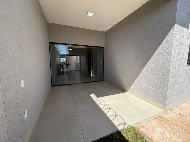 #4 - Casa para Venda em Goiânia - GO - 2