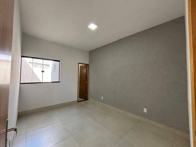 Casa para Venda em Goiânia - 5