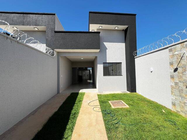 #5 - Casa para Venda em Goiânia - GO